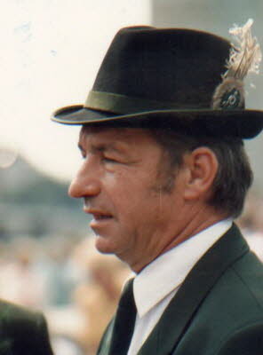 Ehrenhauptmann Horst Artz